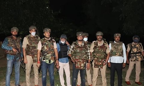 தலைக்கு ரூ.50,000 பரிசு அறிவிக்கப்பட்ட ரவுடி: போலீஸ் என்கவுன்ட்டரில் பலி