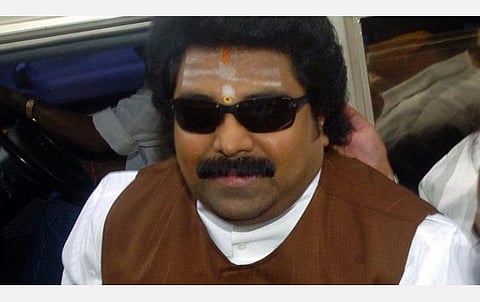 விடுதலை ஆவதில் தாமதம்: சிறைத் துறை பதிலுக்காக சுதாகரன் குடும்பம் காத்திருப்பு