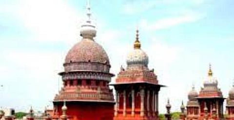 கல் அரைக்கும் யூனிட் விவகாரம்: மாசு கட்டுப்பாட்டு வாரியத்தின் உத்தரவுக்கு விதிக்கப்பட்ட தடையை நீக்க சென்னை உயர் நீதிமன்றம் மறுப்பு