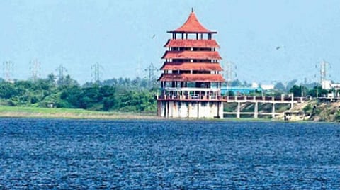 செம்பரம்பாக்கம் ஏரியில் தொழிற்சாலை திரவக் கழிவுகள் கொட்டப்பட்டுள்ளதா?- மண் படிவுகளை ஆய்வு செய்ய பசுமைத் தீர்ப்பாயம் உத்தரவு