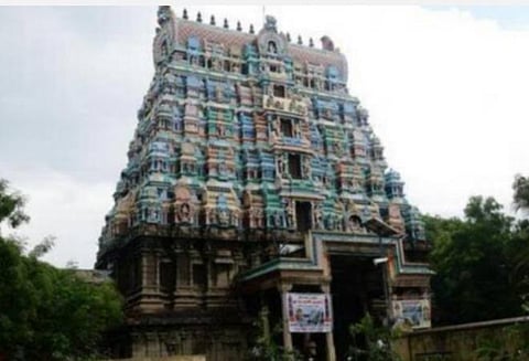 புரட்டாசி சனிக்கிழமைகளில் கோயில்களைத் திறக்கக் கோரி வழக்கு: அறநிலையத்துறை ஆணையர் பதிலளிக்க உத்தரவு