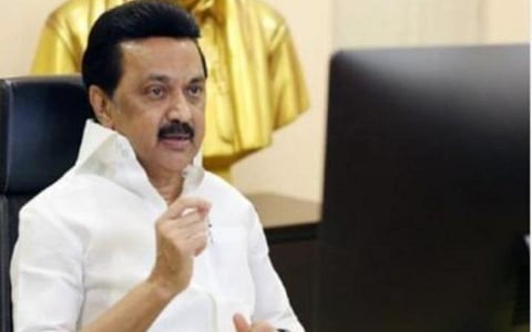 கள்ளச்சாராய ஒழிப்புப் பணி; 5 காவல்துறை அதிகாரிகளுக்கு காந்தியடிகள் காவல் விருது: முதல்வர் அறிவிப்பு