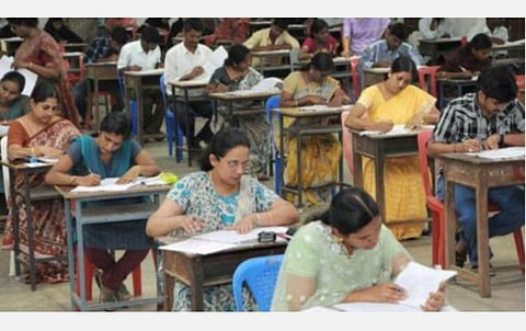 வயது வரம்பு கட்டுப்பாடு எதிரொலி; ‘டெட்’ தேர்ச்சி பெற்றாலும் ஆசிரியர் பணிக்கு செல்லமுடியாது: 40 வயதைக் கடந்த பி.எட். பட்டதாரிகளுக்கு அடுத்த அதிர்ச்சி