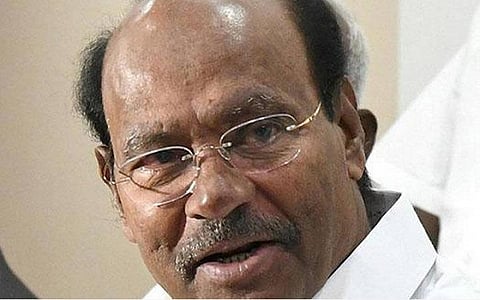 தினசரி கரோனா பாதிப்பு 1300-க்கும் கீழ் குறைவு: தமிழக அரசுக்கு ராமதாஸ் பாராட்டு