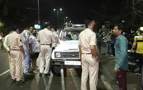 பாரத் மாதா கீ ஜே சொல்லாததை கண்டித்த ஆசிரியர், மாணவருக்கு அடி