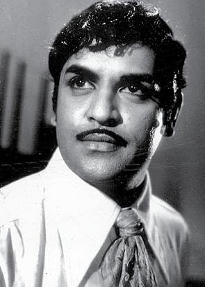 ‘வெண்ணிற ஆடை’
