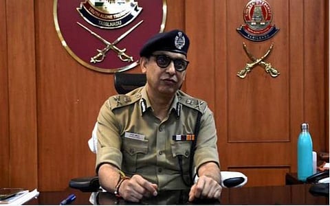 சிறப்பாக பணியாற்றும் போலீஸாருக்கு நட்சத்திர காவலர் விருது: காவல் ஆணையர் அறிவிப்பு