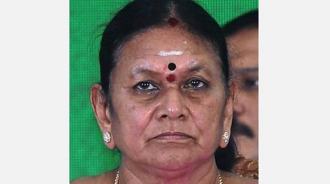 முன்னாள் அமைச்சர் மீது மோசடி வழக்கு