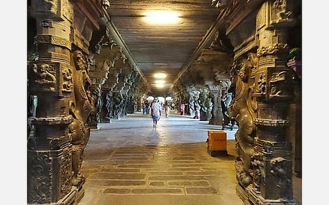 2021 - 2022 குருப்பெயர்ச்சி பலன்கள்; தனுசு ராசி அன்பர்களே! தடைகள் அகலும்; காரியத்தில் வெற்றி; கடன் தீரும்; சொத்து சேரும்; ஆரோக்கியம் கூடும்!