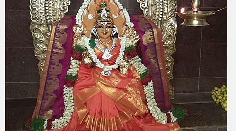 ரிஷப ராசி அன்பர்களே! நவம்பர் மாத பலன்கள்; பிரிந்தவர்கள் சேருவர்; பண வரவு உண்டு; கடும் உழைப்பு; காரிய வெற்றி!