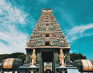உண்டியல் வசூலை காரணம் காட்டி கோயில்களை அறநிலையத் துறை கட்டுப்பாட்டில் எடுக்க முடியாது: உயர் நீதிமன்ற தீர்ப்பை சுட்டிக்காட்டும் இந்து அமைப்புகள்