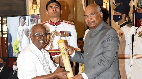 ‘உங்கள் குரலில்தான் முதல் மிமிக்ரி’- பத்மஸ்ரீ விருது பெற்ற சாலமன் பாப்பையாவுக்கு சிவகார்த்திகேயன் வாழ்த்து