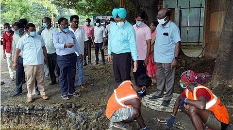 கனமழை அறிவிப்பு; மழைநீர் தேங்கும் பகுதிகளில் முன்னெச்சரிக்கையாக நீர் இறைக்கும் பம்புகள்: சென்னை மாநகராட்சி தகவல்