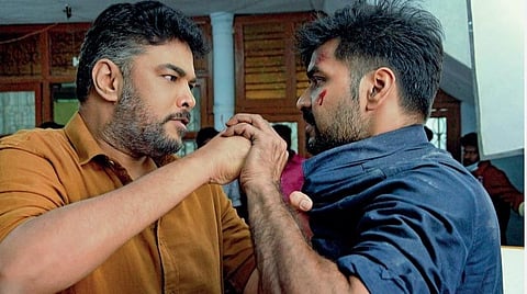 கோலிவுட் ஜங்ஷன்: மாறுபட்ட கூட்டணி!