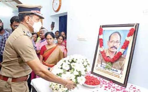 கொலைவெறித் தாக்குதல் நடத்துவோரிடம் இருந்து உயிரை தற்காத்துக் கொள்ள துப்பாக்கியை பயன்படுத்த தயங்க கூடாது: காவல்துறையினருக்கு டிஜிபி சைலேந்திரபாபு அறிவுறுத்தல்