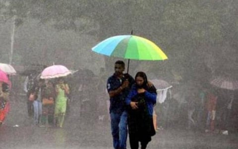 சென்னையில் தொடரும் மழை: வெள்ளத்தால் மீண்டும் மக்கள் அவதி