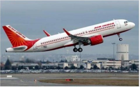 ஒமைக்ரான் கரோனா வைரஸ் அச்சுறுத்தல் எதிரொலி: சர்வதேச விமான சேவை தொடங்குவது தள்ளிவைப்பு?