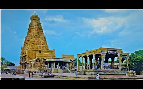 சதயம், பெரிய லிங்கம், மூலிகைக் கொத்து, மலை, தோரணம்! உங்கள் நட்சத்திரங்கள்...வரம் அருளும் தெய்வங்கள் – 30