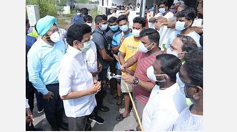 மழை பாதிப்பு: 2-வது நாளாக செம்மஞ்சேரி பகுதியில் முதல்வர் ஸ்டாலின் ஆய்வு