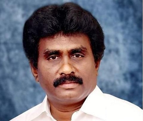 எஸ்.ஆர்.பார்த்திபன்