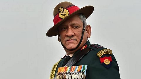 தீயணைப்பு படையினரால் மீட்கப்பட்டபோது ‘நான்தான் பிபின் ராவத்’ தன்னை அடையாளப்படுத்திய முப்படை தலைமை தளபதி