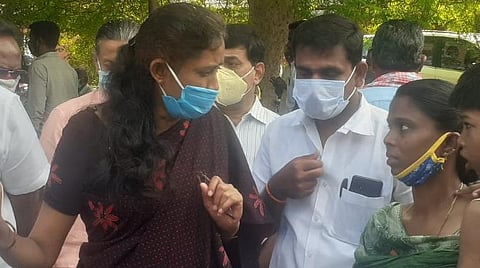 பெண்கள், குழந்தைகளுக்கு எதிரான அடிமை சித்தாந்தத்தை இந்திய சமூகத்தின் மீது திணிக்கும் சிபிஎஸ்இ: எம்.பி. ஜோதிமணி கண்டனம்