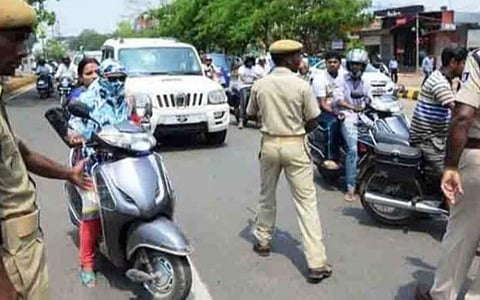 வாகன ஆவணங்கள் புதுப்பிக்க டிச.31 வரை அவகாசம் நீட்டிப்பு: சாலை போக்குவரத்து அமைச்சகம் அறிவிப்பு