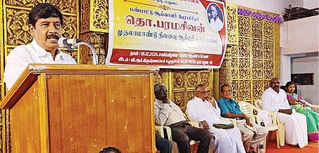 மதுரையில் நடந்த தொ.பரமசிவன் நினைவு ஆய்வுக் கருத்தரங்கில் பேசிய கு.ஞானசம்பந்தன்.