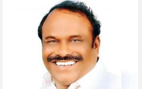 பெண் தொழிலாளர்களுக்கு பாலியல் பிரச்சினைகள் வராதவாறு தொழிற்சாலைகளில் பாதுகாப்பு வசதி அவசியம்: அதிகாரிகளுக்கு அமைச்சர் கணேசன் அறிவுறுத்தல்