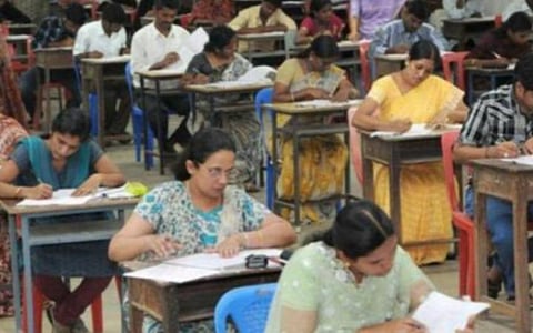 2 ஆண்டுகளாக நடத்தப்படாத ஆசிரியர் தகுதித்தேர்வு: புதிய தேர்வு அறிவிப்பை எதிர்பார்த்து காத்திருக்கும் ஆசிரியர்கள்
