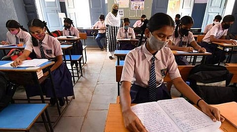 மாணவர்கள் பாதுகாப்பை உறுதி செய்ய பள்ளிகளில் ஆலோசனைக் குழு