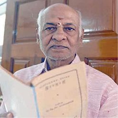 பேராசிரியர் கண்ணன்