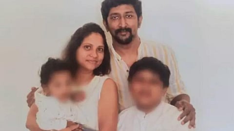 சென்னையில் கடன் பிரச்சினையால் மனைவி, குழந்தைகளைக் கொலை செய்துவிட்டு வங்கி அதிகாரி தற்கொலை