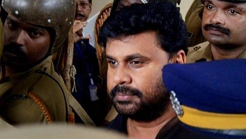 'எனக்கு நீதி வேண்டும் முதல்வரே' - நடிகை கோரிக்கை: அடுத்தடுத்த நகர்வுகளால் கவனம் பெறும் திலீப் வழக்கு!