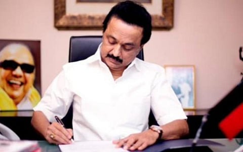 இலங்கை சிறையில் வாடும் 56 தமிழக மீனவரை விடுவிக்க நடவடிக்கை எடுக்க வேண்டும்: அமைச்சர் ஜெய்சங்கருக்கு முதல்வர் கடிதம்