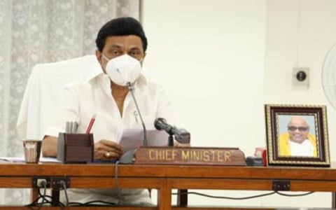 கோயில்களில் பக்தர்களுக்கான வசதிகளை மேம்படுத்த: முதல்வர் தலைமையில் ஆலோசனை குழு