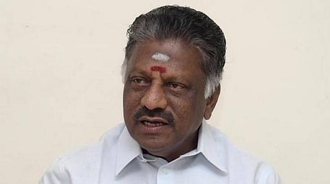 கரோனா மூன்றாவது அலை | வழிகாட்டு நெறிமுறைகளை மாநில அரசு ஊழியர்களுக்கும் நடைமுறைப்படுத்த வேண்டும்: ஓபிஎஸ்