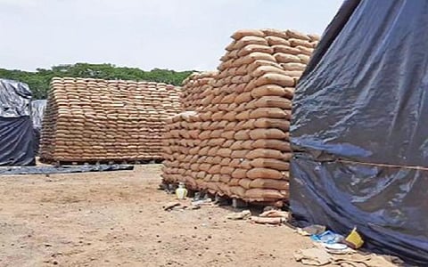 திறந்தவெளி நெல் கிடங்குகளில் தொடர் கண்காணிப்பு அவசியம்!