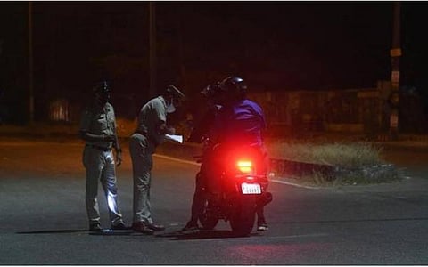 தாம்பரத்தில் ஸ்டார்மிங் ஆபரேஷன்: 50 பேர் மீது போலீஸார் வழக்கு பதிவு