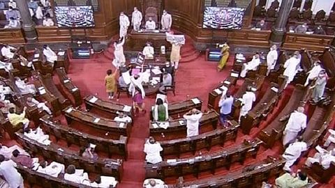 நீட் விலக்கு மசோதாவை திருப்பி அனுப்பிய தமிழக ஆளுநர்: விவாதத்துக்கு அனுமதி கோரி திமுக எம்.பி.க்கள் அமளி, வெளிநடப்பு