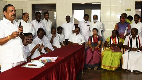 படம்: ஜி.ஞானவேல்முருகன்