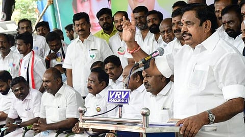 'நீட்' சரித்திரம்... பொது மேடையில் விவாதிக்க நாங்கள் தயார்: ஸ்டாலின் சவாலை ஏற்ற பழனிசாமி