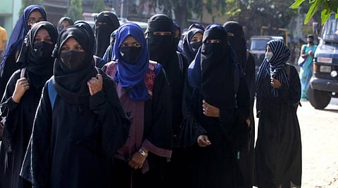 ‘‘உள்விவகாரம்’’- ஹிஜாப் விவகாரத்தில் உலக நாடுகளுக்கு மத்திய அரசு அறிவுறுத்தல்