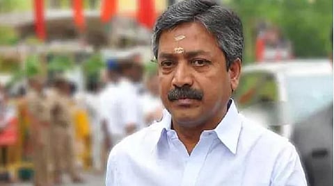 திமுகவின் அங்கமாக செயல்படுகிறது மாநிலத் தேர்தல் ஆணையம்: ஆளுநரை அதிமுக நிர்வாகிகள் சந்தித்த பின் சி.வி.சண்முகம் பேட்டி