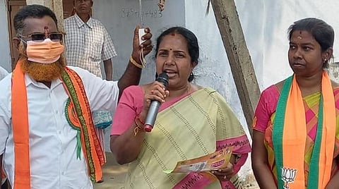 நகர்ப்புற உள்ளாட்சித் தேர்தலில் அதிகார பலத்தை எதிர்த்து களம் காண்கிறோம்: பாஜக மகளிரணி தேசிய தலைவர் வானதி சீனிவாசன் கருத்து