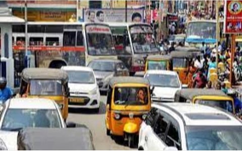 திருச்சியில் போக்குவரத்து நெரிசலை குறைக்க 5 இடங்களில் புதிய பேருந்து நிலையம் அமைக்க கோரிய மனு தள்ளுபடி