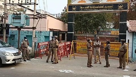 5 வார்டுகளில் மறுவாக்குப்பதிவு தொடங்கியது: மதுரை திருமங்கலத்தில் எஸ்.பி. தலைமையில் போலீஸார் குவிப்பு