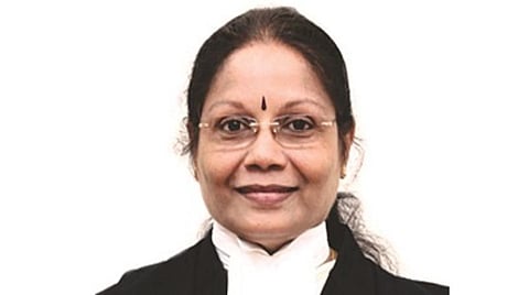 கரோனா காலத்தில் 2.80 லட்சம் வழக்குகளை முடிக்க காரணமான வழக்கறிஞர்களுக்கு பாராட்டு: நீதிபதி புஷ்பா சத்தியநாராயணா