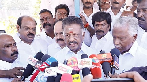 ”எதிர்கட்சிகளை செயலிழக்க வைப்பதற்காகச் செயல்படுகிறார் ஸ்டாலின்” - சிறையில் ஜெயக்குமாரை சந்தித்த பின் ஓபிஎஸ் சாடல்