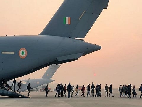 மீட்புப் பணியில் இந்திய விமானப்படை: உக்ரைனில் இருந்து 630 இந்தியர்கள் தாயகம் திரும்பினர்